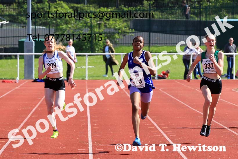 Girls Under-15s 200 metres, 2023 North Eastern Track and Field Champs., Middlesbrough Sports Village, Middlesbrough. Photo: David T. Hewitson/Sports for All Pics